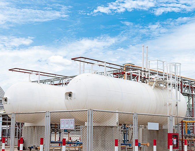 Gas-Tank-and-Pipe-Line-Installation-for-Industrial